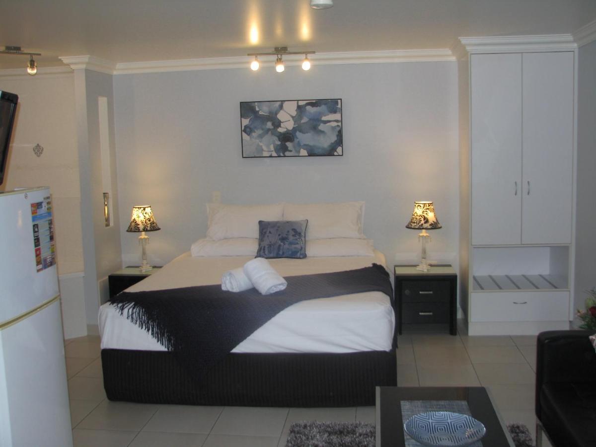 בונדברג Charm City Motel מראה חיצוני תמונה
