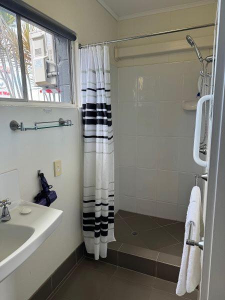 בונדברג Charm City Motel מראה חיצוני תמונה