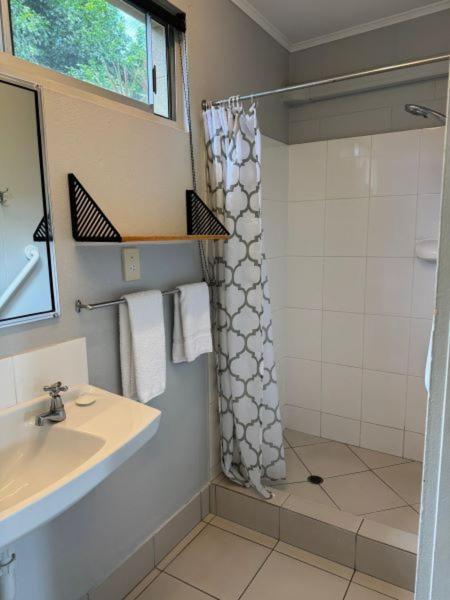 בונדברג Charm City Motel מראה חיצוני תמונה